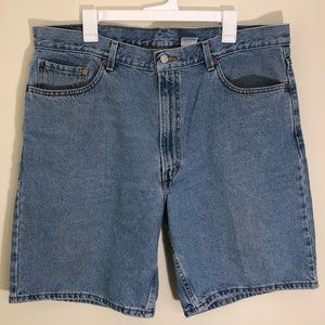 Levi’s 550 Men’s Denim Relaxed Fit Shorts Size W40